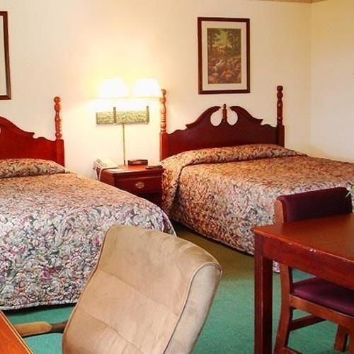 Ruby'S Inn And Convention Center Missoula Room photo